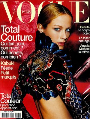 Vintage Vogue magazine covers - wah4mi0ae4yauslife.com - Vogue Paris March 1998 - Carolyn Murphy.jpg